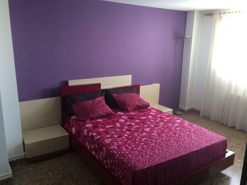 Amplio y Comodo Apartamento Appartamento Valenza Esterno foto