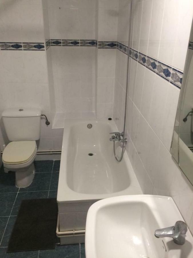 Amplio y Comodo Apartamento Appartamento Valenza Esterno foto